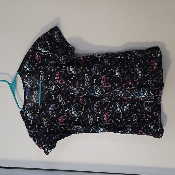 Scrub top - Picture 1 of 2